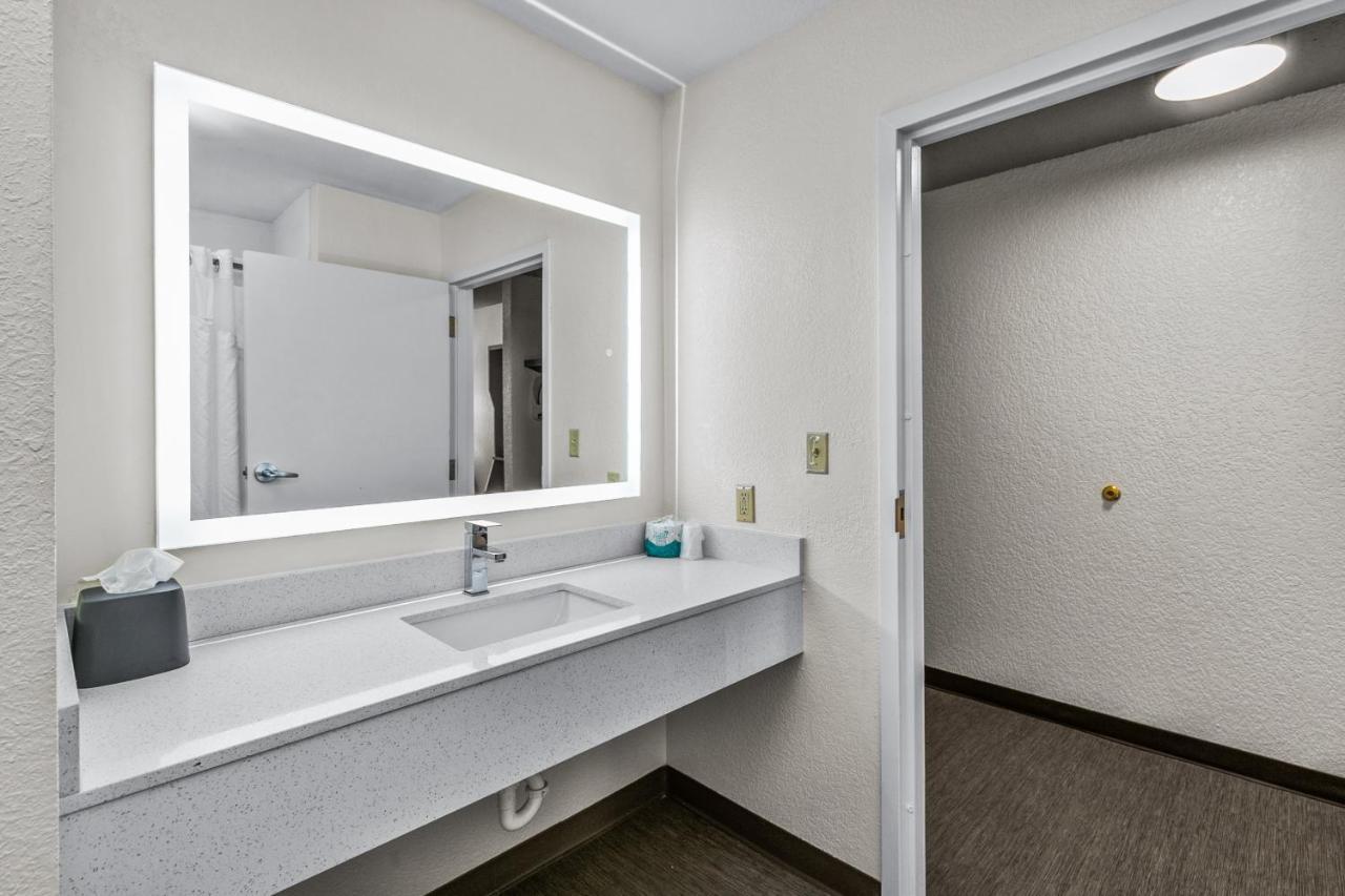 Holiday Inn Express Hotel & Suites Lucedale By Ihg Zewnętrze zdjęcie